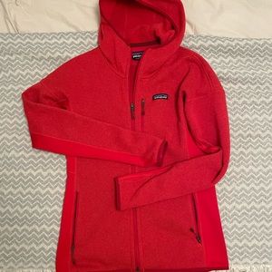 Patagonia size M
Red Better Sweater Hoody - Women's